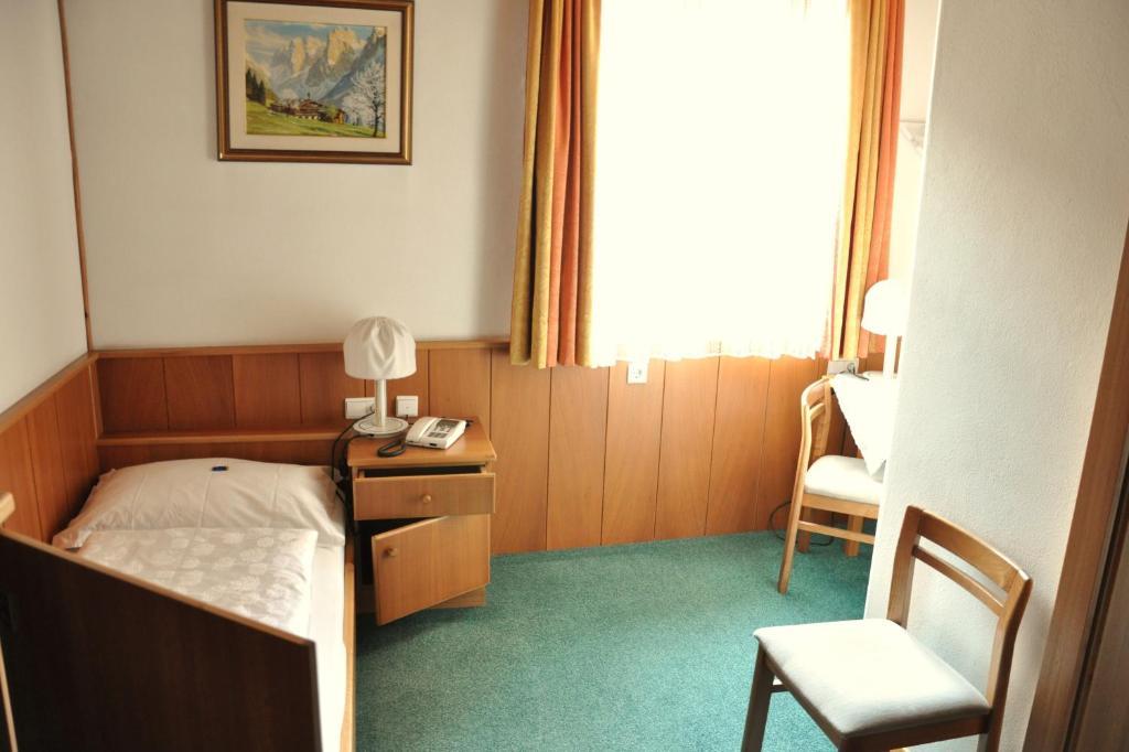 Hotel Grauer Baer Bressanone Room photo